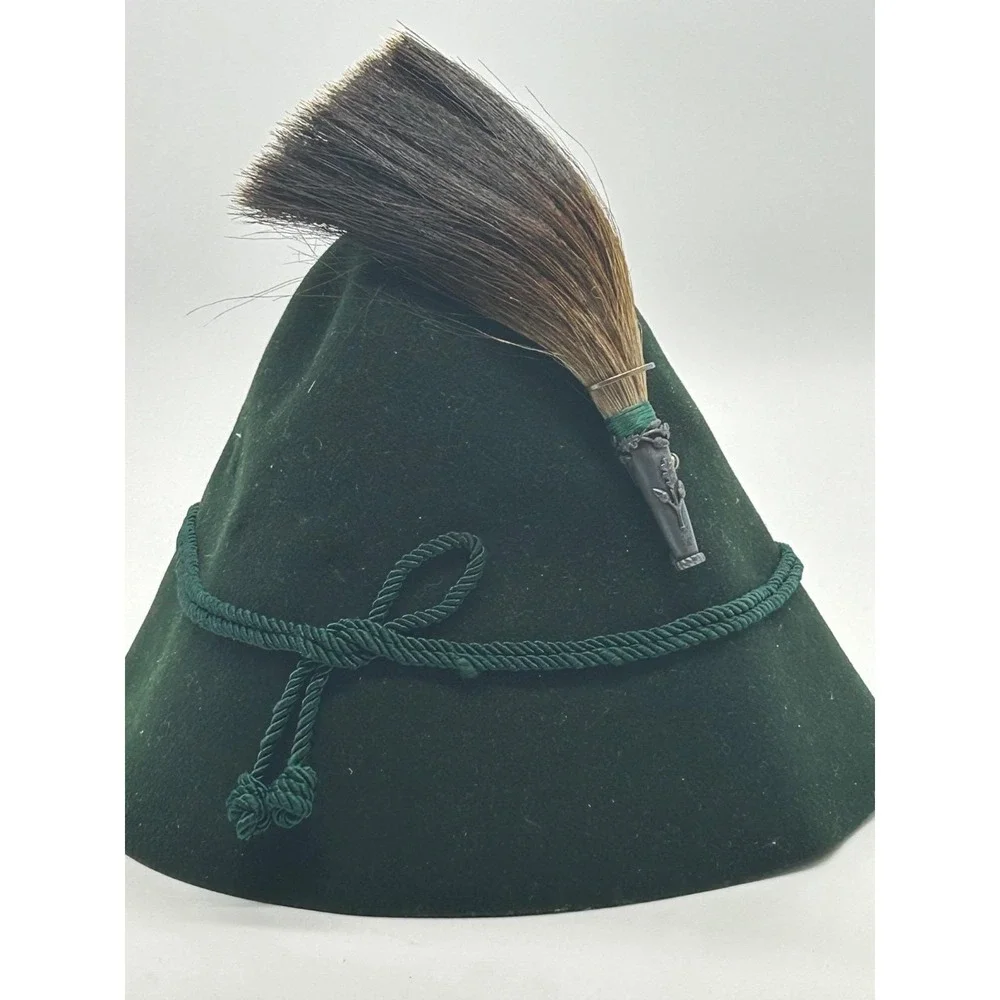 Vtg Bavarian Alpine Tyrolean Octoberfest  wool Felted HAT Hunting Pin & Socks